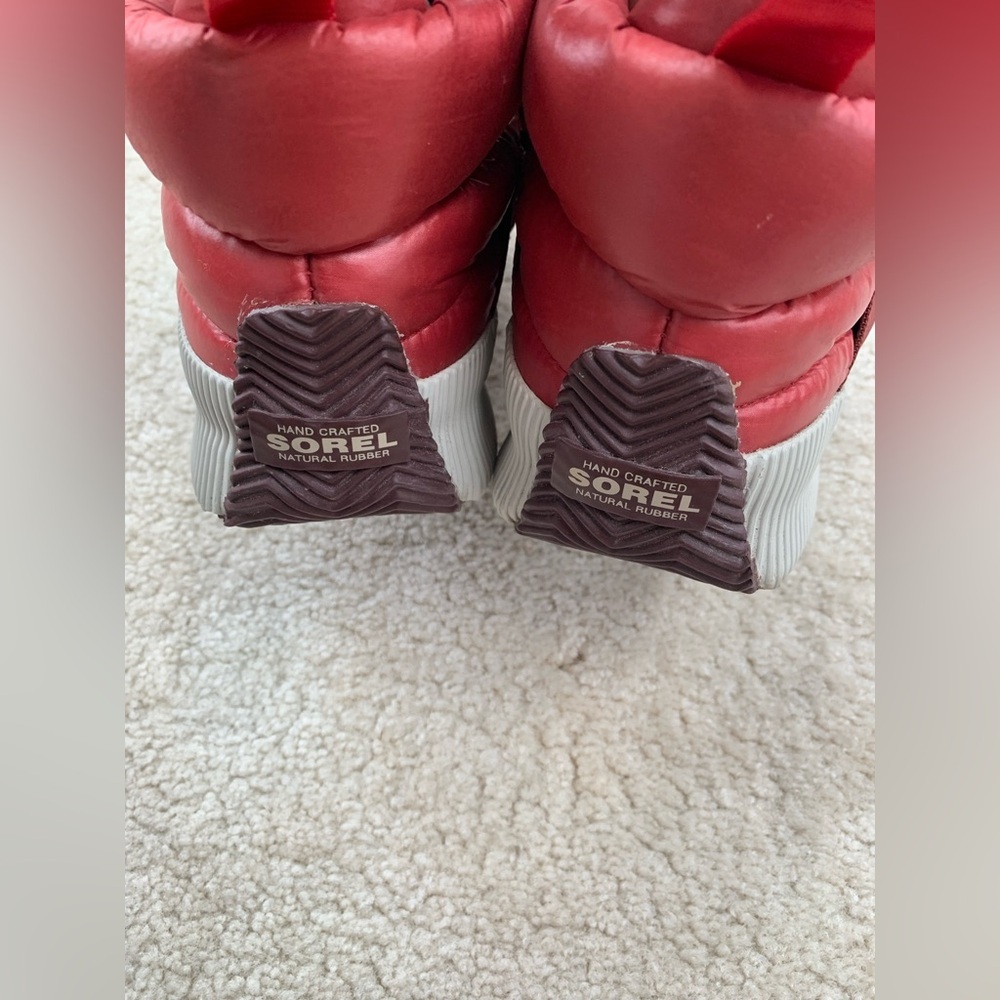 Sorel Womens Size 6.5 Out N About Red Puffy Strap Snow Boots Sneakers Dahlia Red - Picture 9 of 12